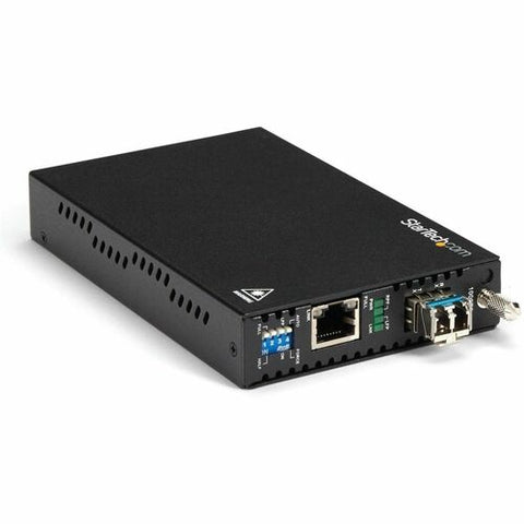 StarTech.com Gigabit Ethernet Copper-to-Fiber Media Converter - SM LC - 10 km ET91000SM10