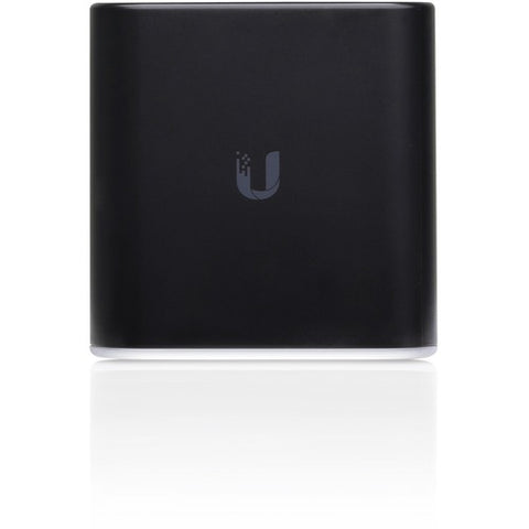 Ubiquiti airMAX Home Wi-Fi Access Point with PoE In/Out ACB-ISP